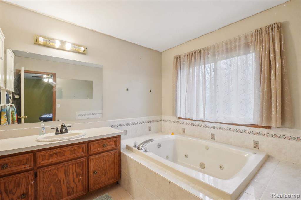 49469 MONTE Road, Chesterfield, MI 48047 — Photo 25