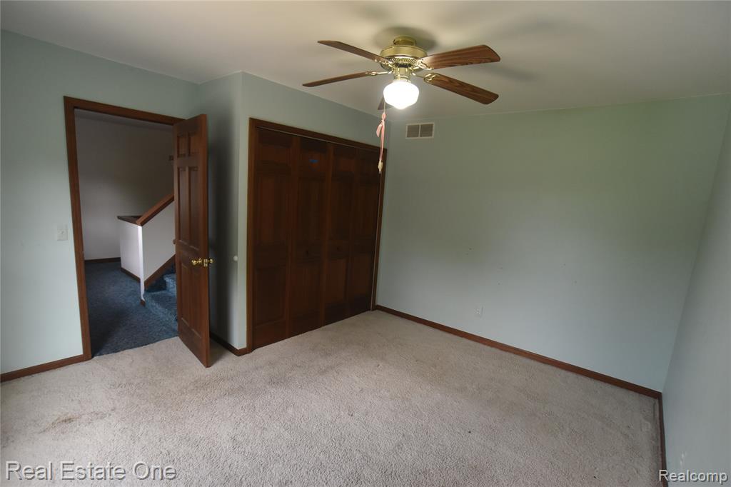 246 Nicklas Court, Oxford, MI 48371 — Photo 54