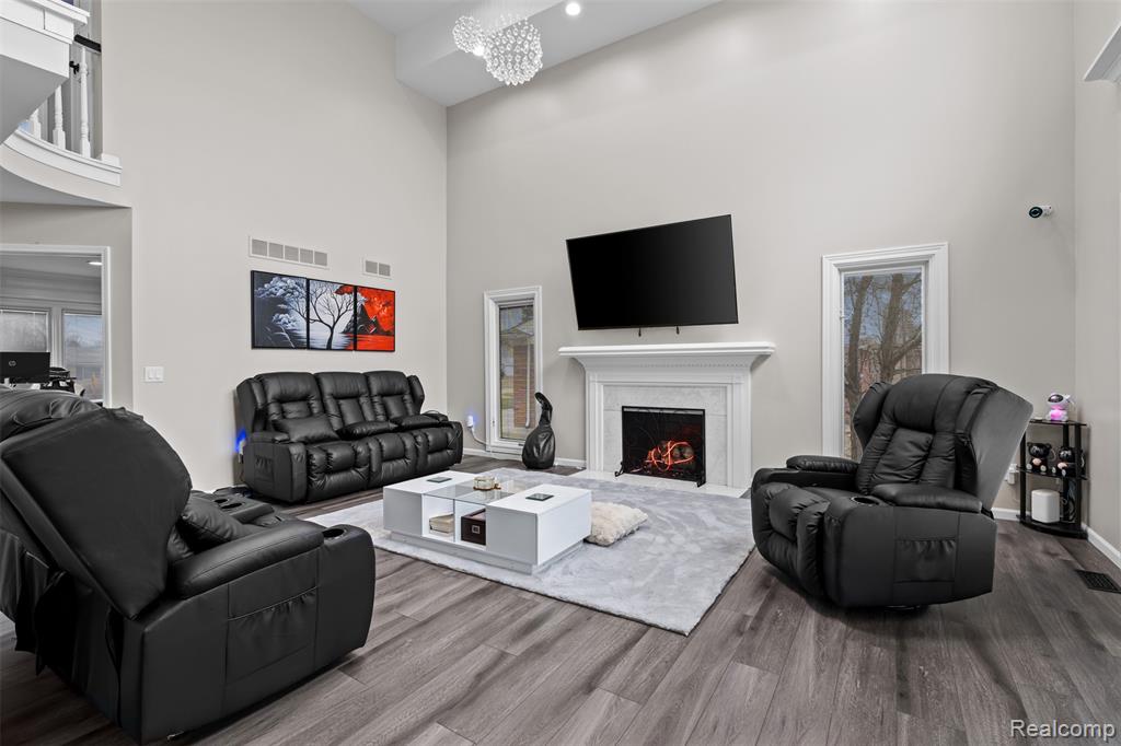 5615 Woodmire Drive, Shelby Twp, MI 48316 — Photo 10