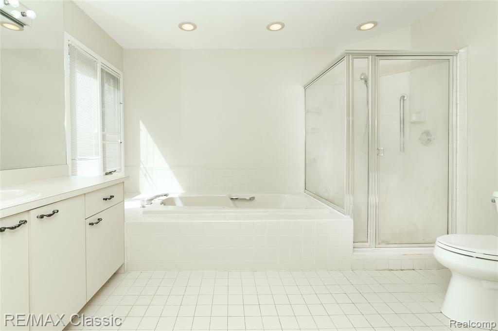 4860 Pelican Way, West Bloomfield, MI 48323 — Photo 27