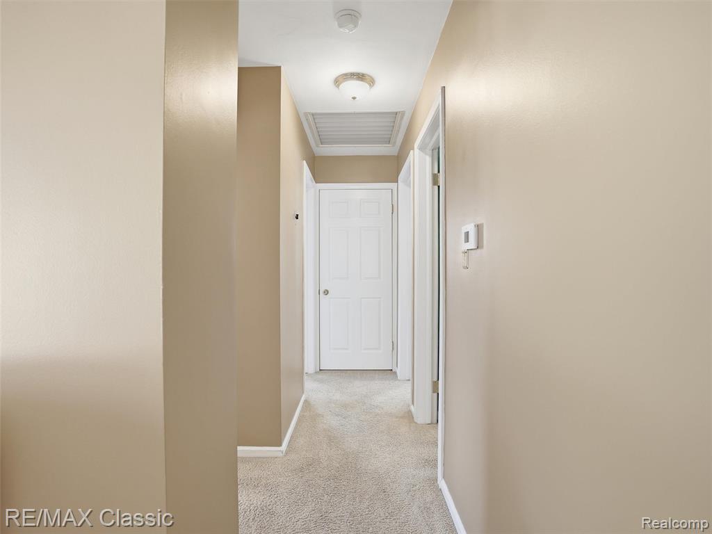 9116 Tecumseh Avenue, Redford, MI 48239 — Photo 16