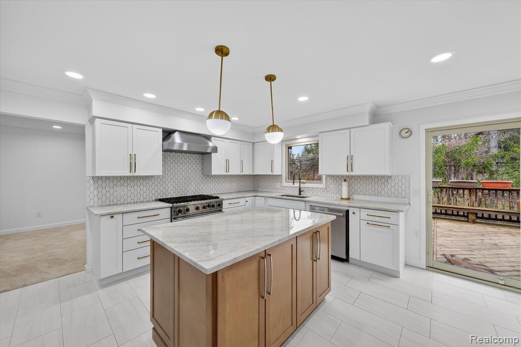 21770 Riverview Drive, Beverly Hills, MI 48025 — Photo 15