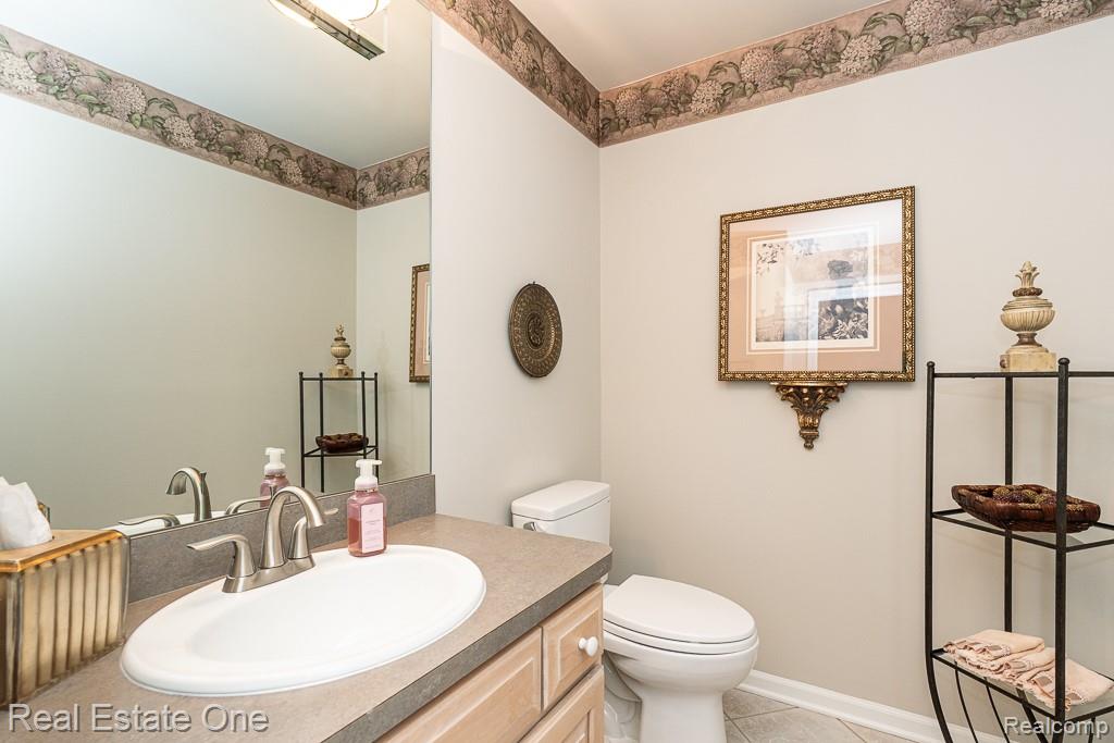 14278 Larkspur Drive, Shelby Twp, MI 48315 — Photo 22