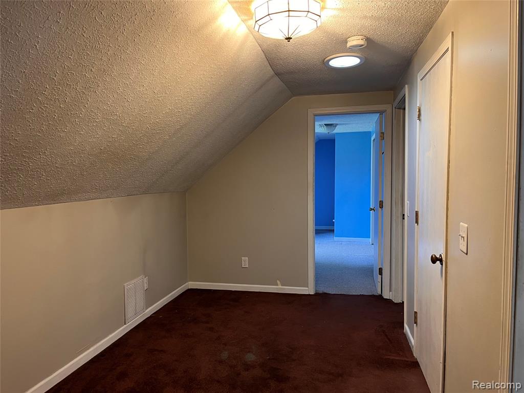 6126 Green Court, Chelsea, MI 48118 — Photo 32