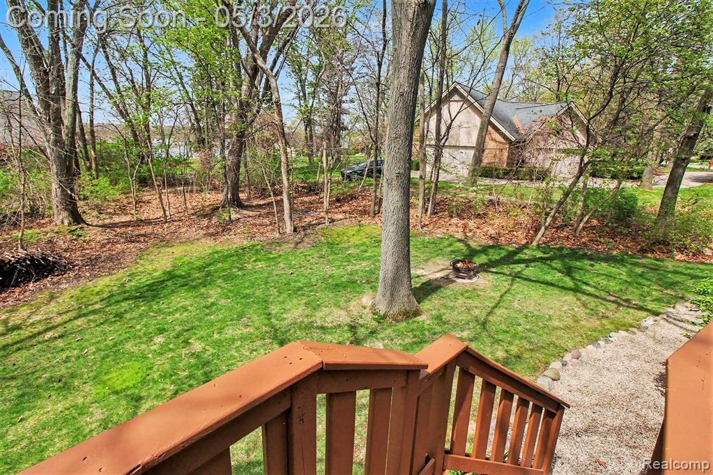 1071 Gasser Court, Howell, MI 48843 — Photo 36