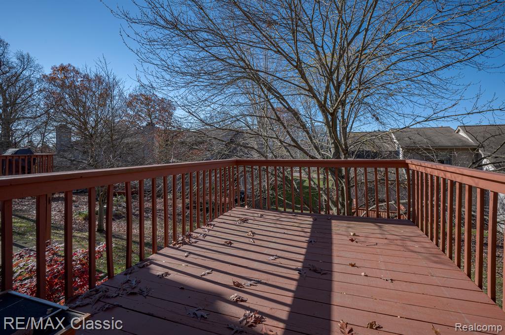 1049 ELMWOOD Drive, 13, Brighton, MI 48116 — Photo 36