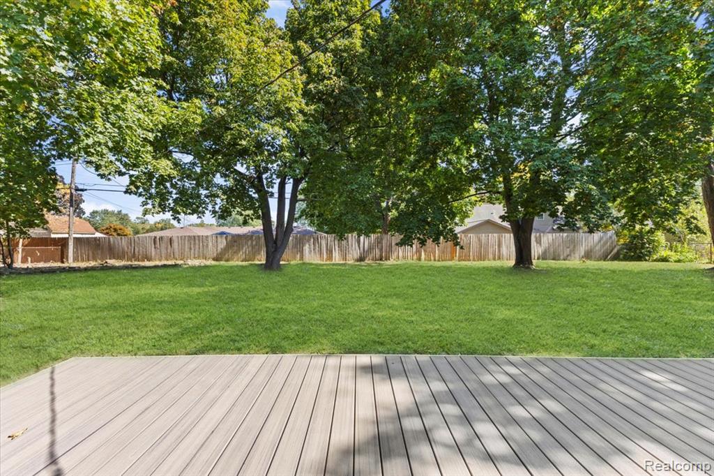 5698 Everest Drive, Clarkston, MI — Photo 26