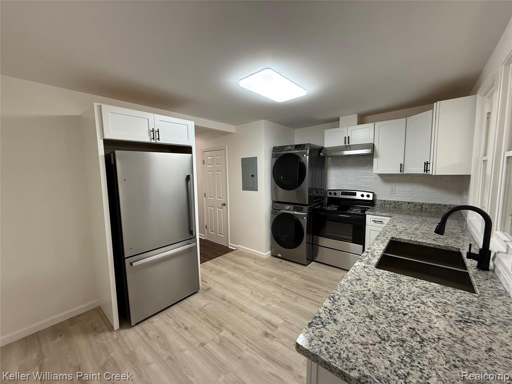 410 E Twelve mile Road, Royal Oak, MI 48073 — Photo 8