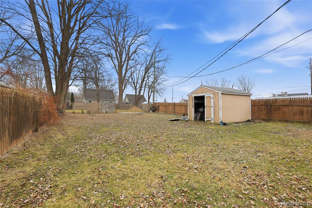 9665 River Street, Clay, MI 48001 — Photo 22