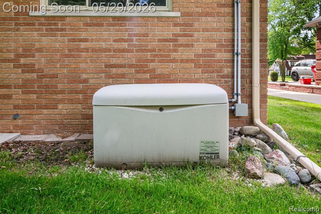 38230 Chartier Street, Harrison Township, MI — Photo 54