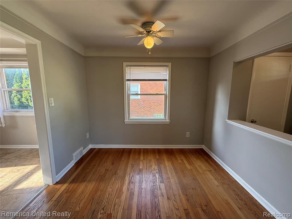 6450 Golfview Street, Garden City, MI — Photo 12