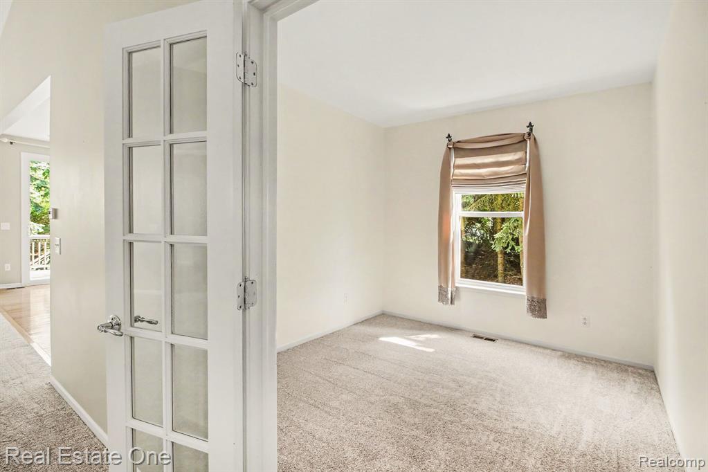 3991 Rainier Drive, 1, Howell, MI 48843 — Photo 8