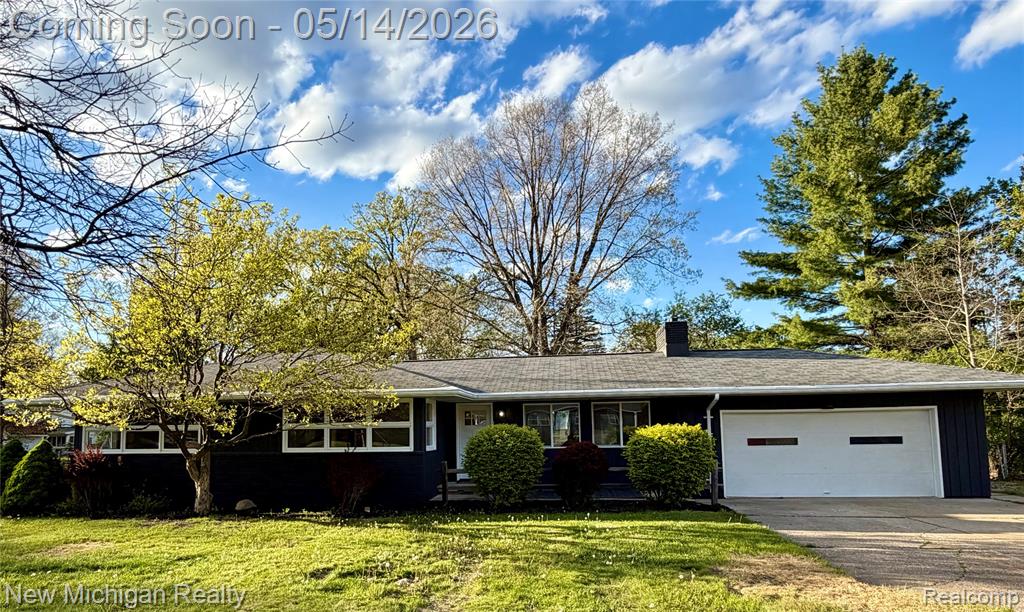 1208 Sorrento Lane, Flint, MI 48507 — front exterior
