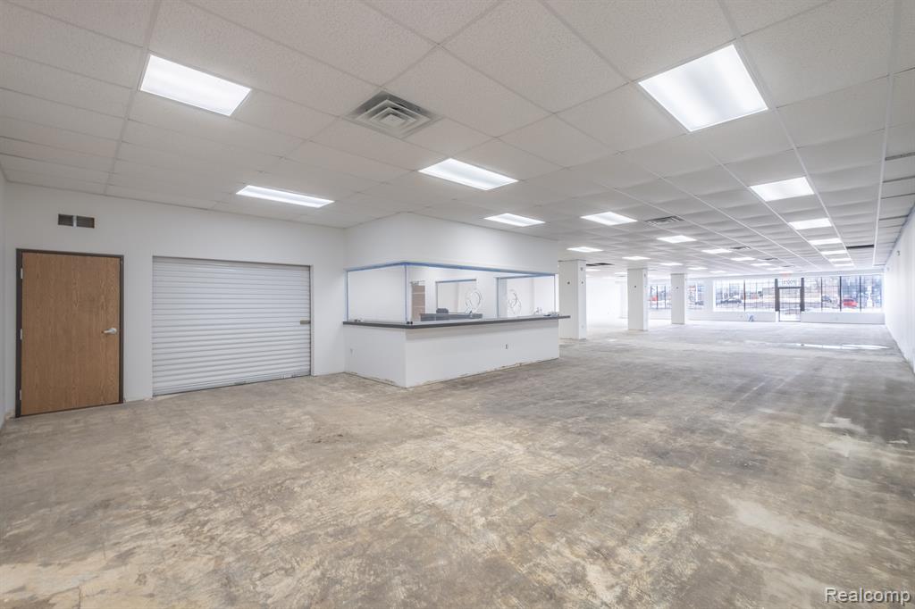 7021 N SAGINAW Street, Unit 1, Flint, MI 48505 — Photo 10
