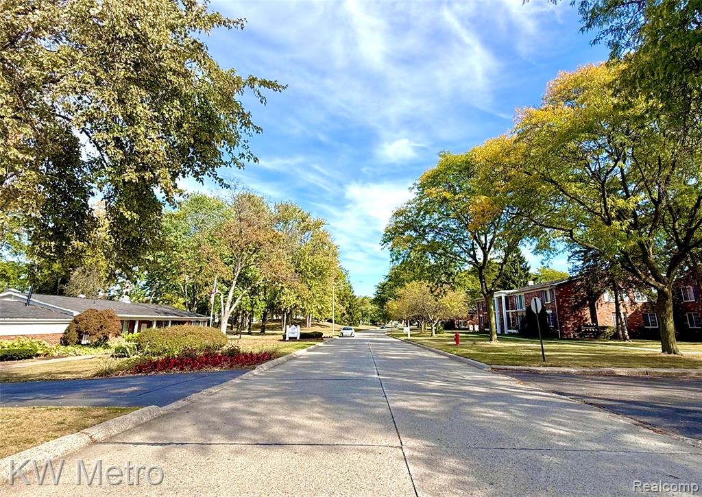 480 Fox Hills Drive N, 6, Bloomfield Hills, MI 48304 — Photo 26