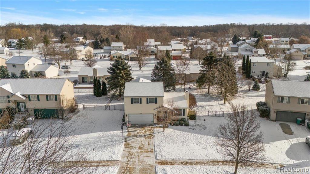 8958 SUNFLOWER, Whitmore Lake, MI 48189 — Photo 9