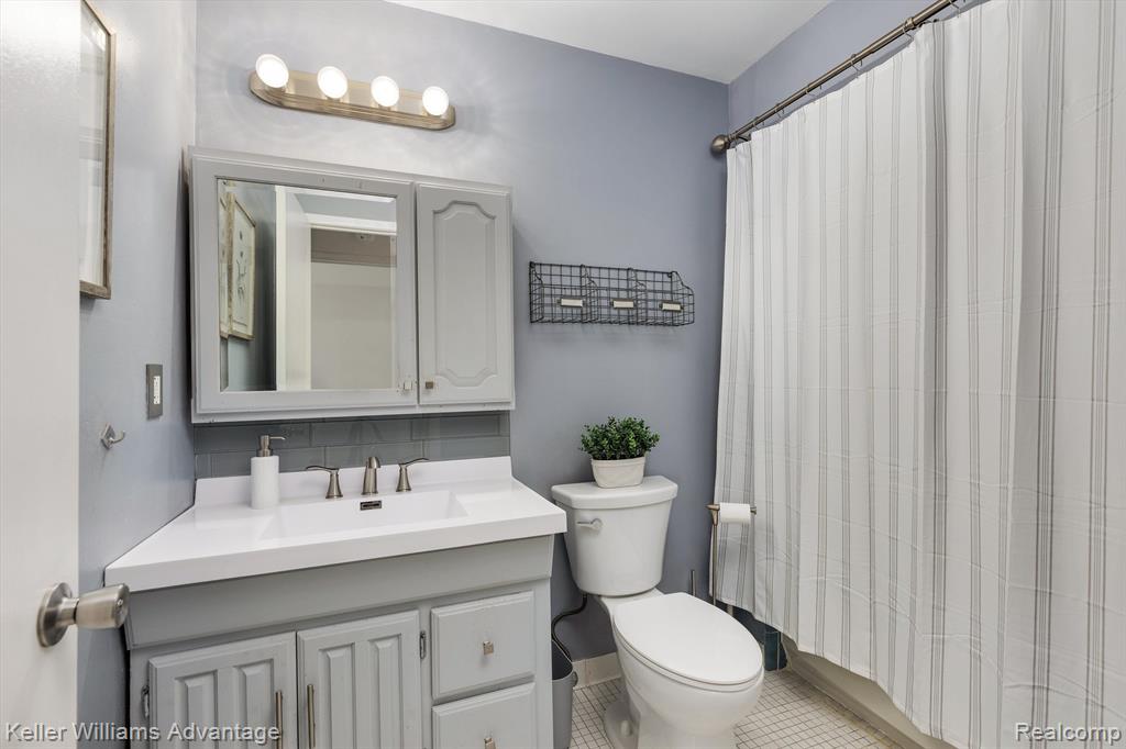 41138 SOUTHWIND Drive, Canton, MI 48188 — Photo 13