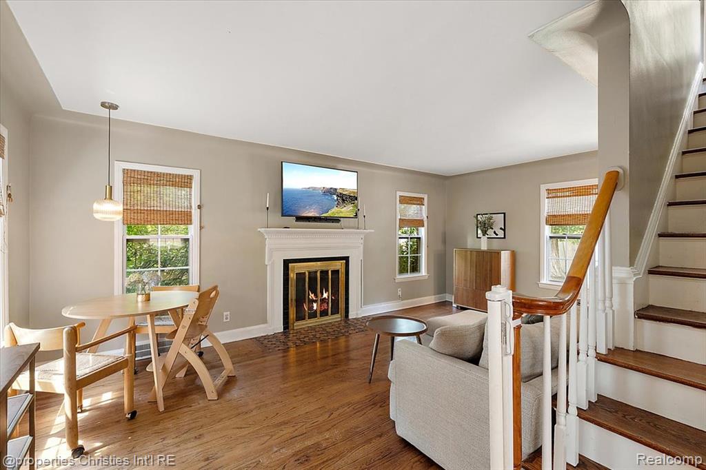 13356 Balfour Avenue, Huntington Woods, MI — Photo 4