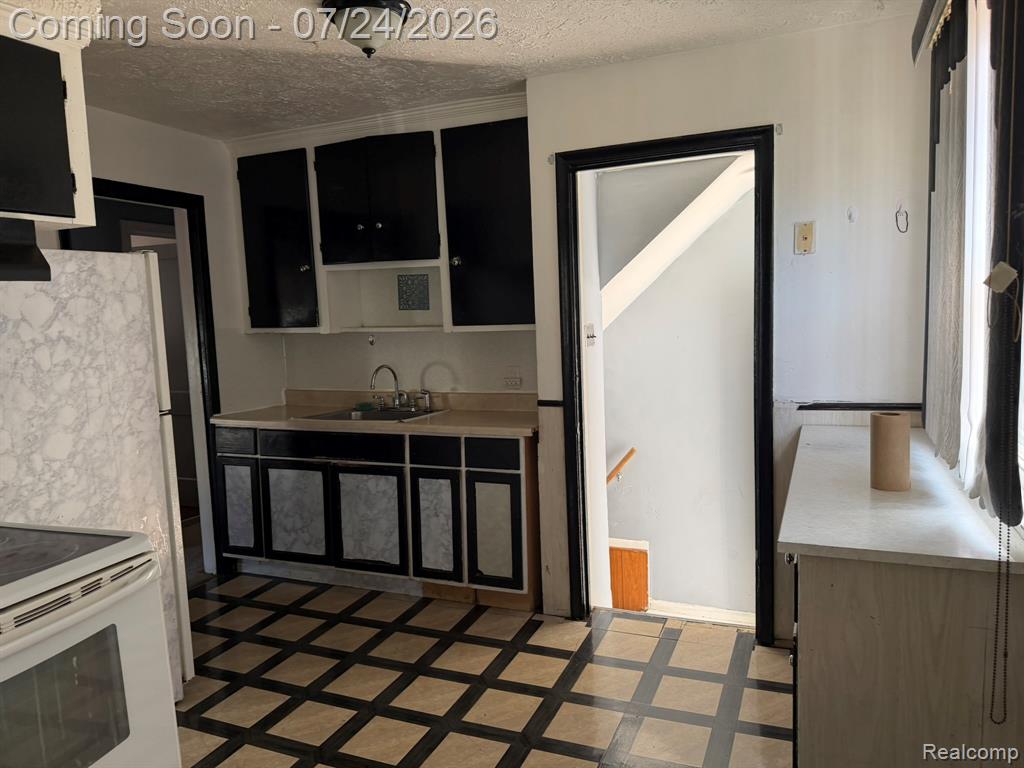 7296 Memorial Street - Photo 5
