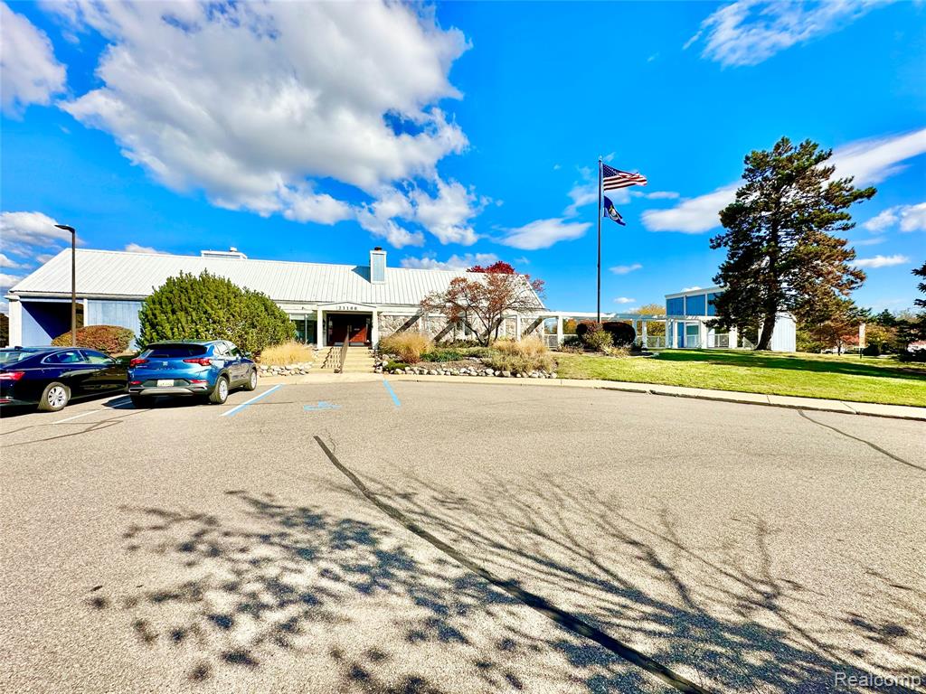21140 E Glen Haven Circle, Novi, MI 48167 — Photo 27