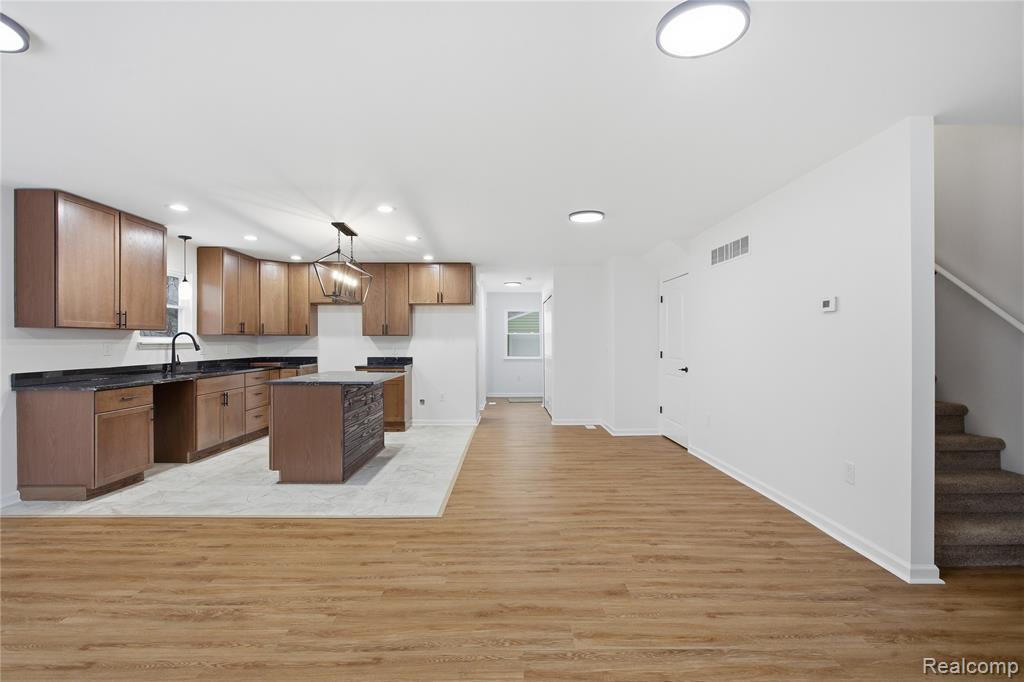 38047 Wabash Street, Romulus, MI 48174 — Photo 5