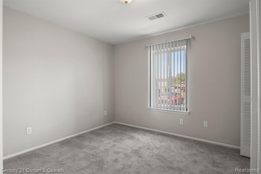 10021 Allen Pointe Drive, 83, Allen Park, MI 48101 — Photo 18