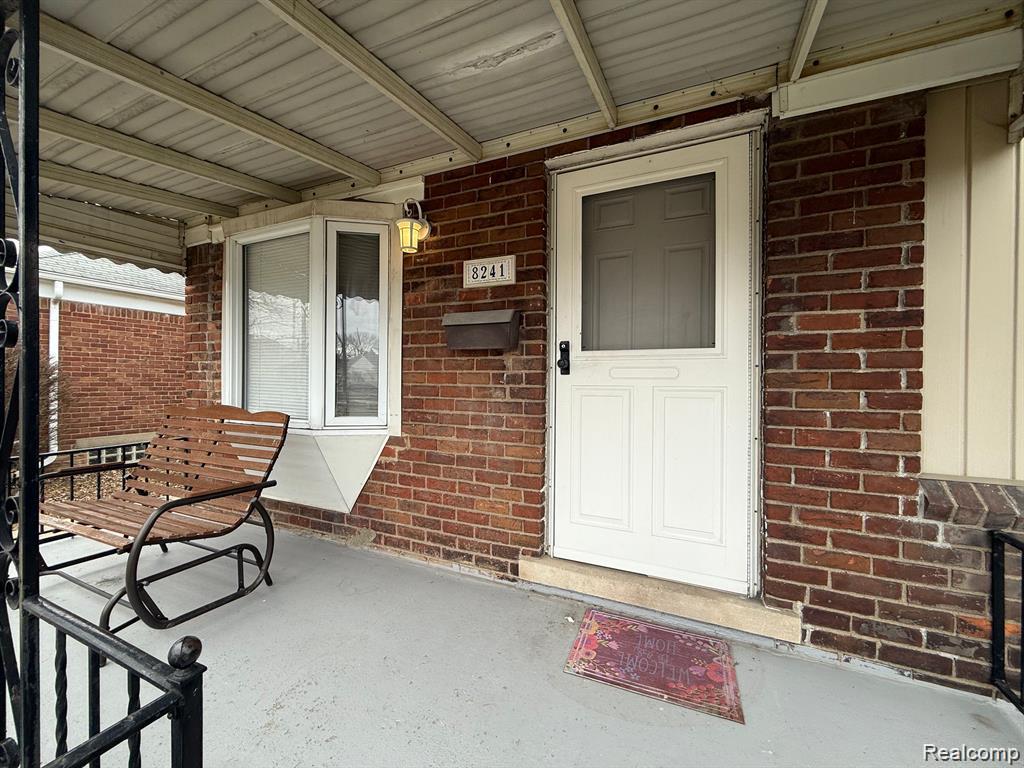 8241 KALTZ, Center Line, MI 48015 — Photo 3