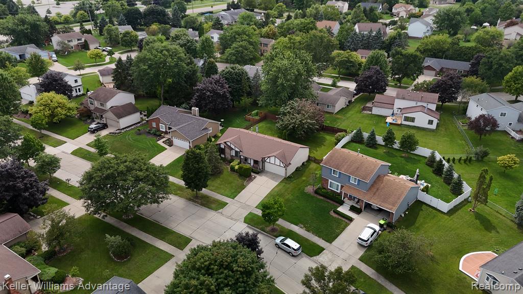 24297 Simmons Drive, Novi, MI — Photo 29