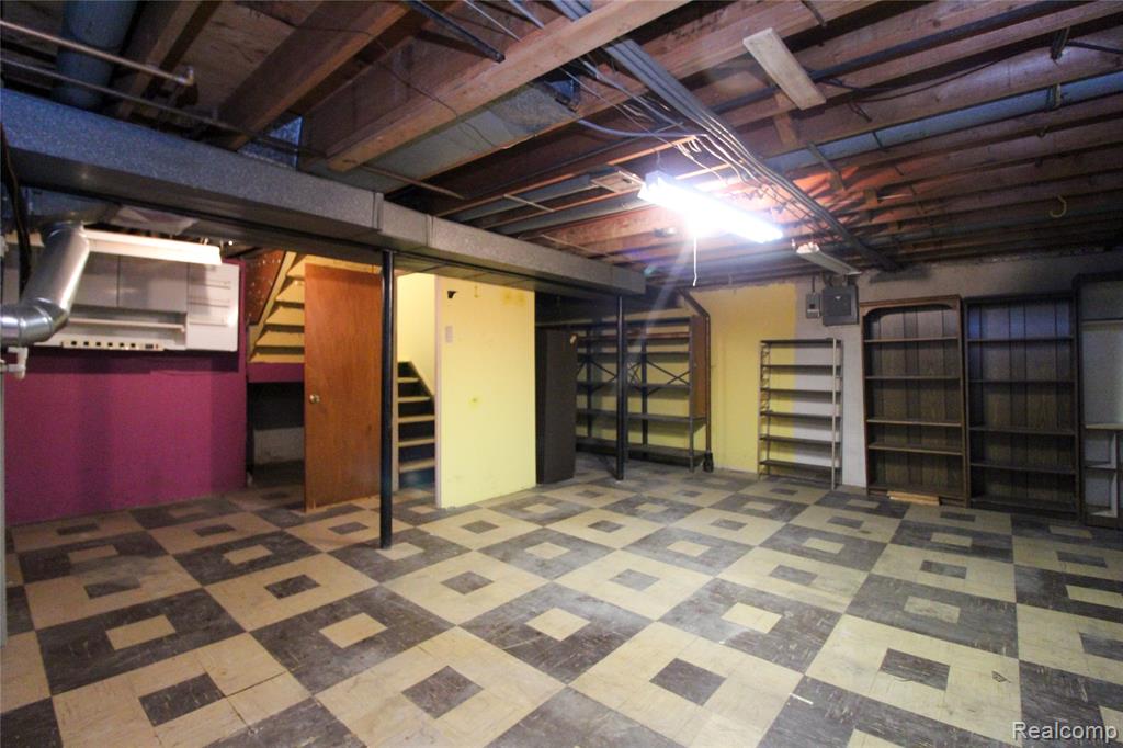1922 Thornhill Place, Detroit, MI 48207 — Photo 18