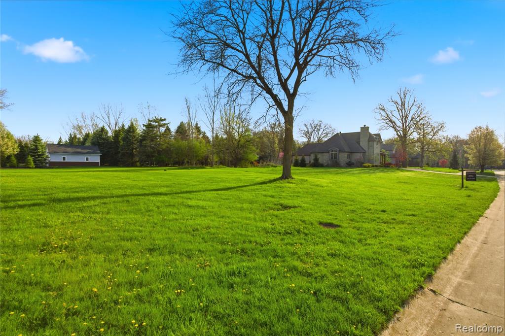 8946 Potowatomi Drive, Grosse Ile, MI 48138 — Photo 4