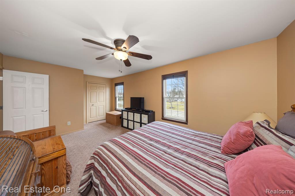 45831 SHEFFIELD Drive, Novi, MI — Photo 28