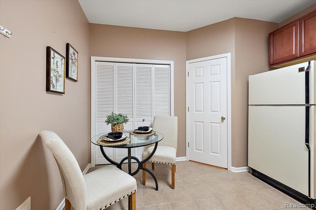 26709 Ashton Drive, Woodhaven, MI 48183 — Photo 18