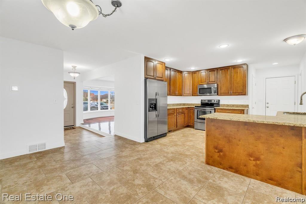 50500 Card Road, Macomb, MI 48044 — Photo 7