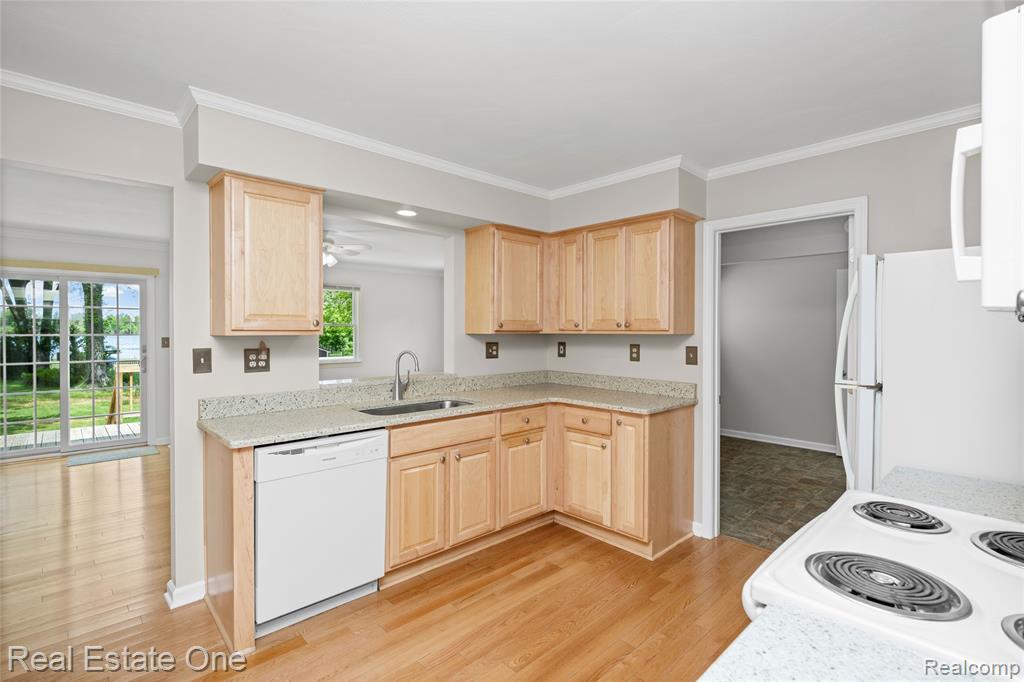 9503 Edward Drive, Brighton, MI 48114 — Photo 17