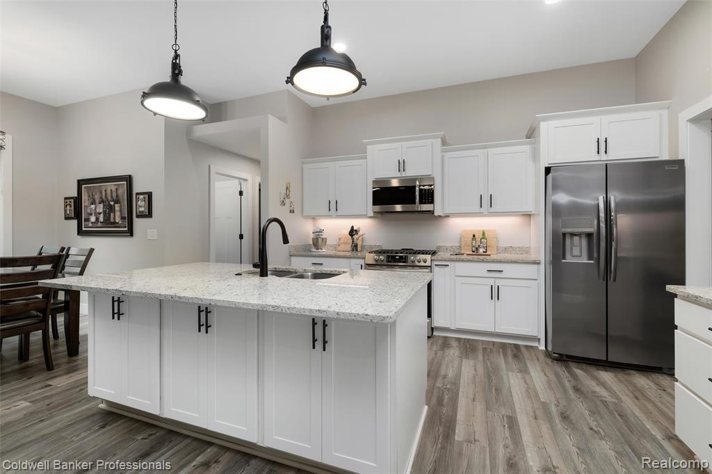 3320 Acorn Grove Court, Ortonville, MI 48462 — Photo 12
