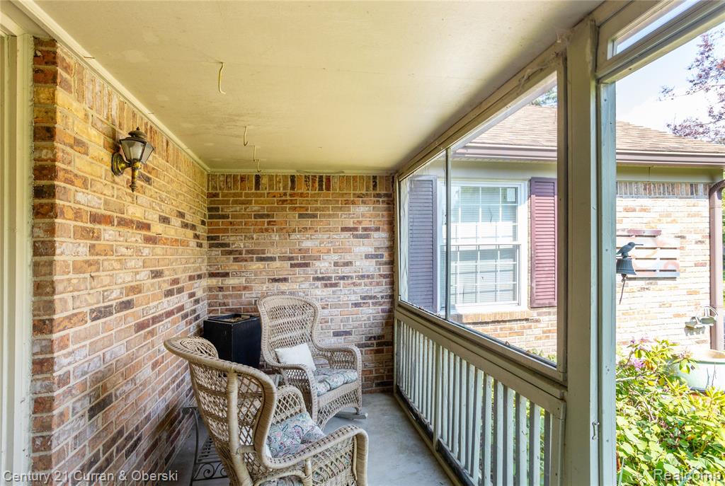 44855 Yorkshire Drive, Novi, MI — Photo 2