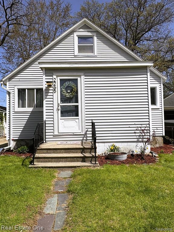 2265 Maddy Lane, Keego Harbor, MI 48320 — Photo 3