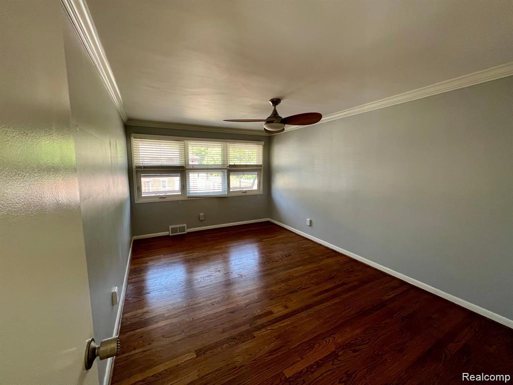 528 Bloomfield Court, Birmingham, MI 48009 — Photo 11