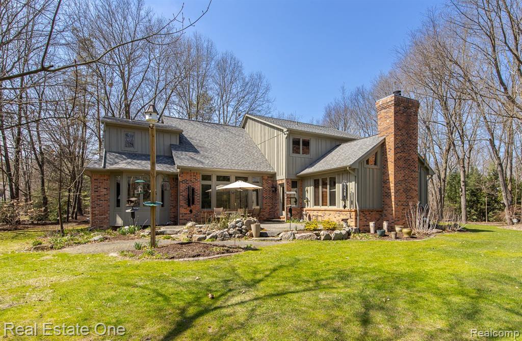 9316 LAKEBLUFF Drive, Clarkston, MI 48348 — Photo 63