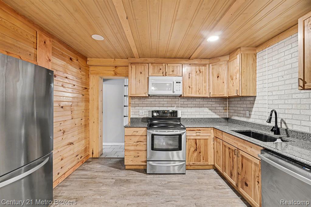 14335 N Genesee Road, Clio, MI 48420 — Photo 15
