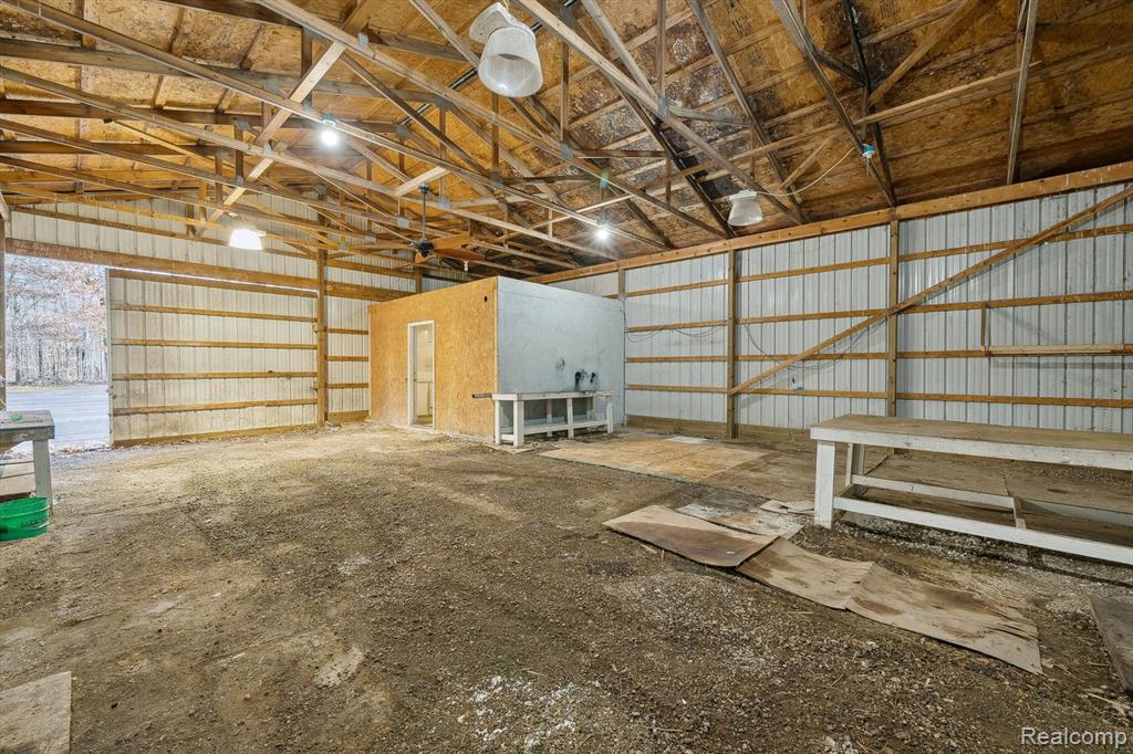 8270 McClements Road, Brighton, MI 48114 — Photo 23
