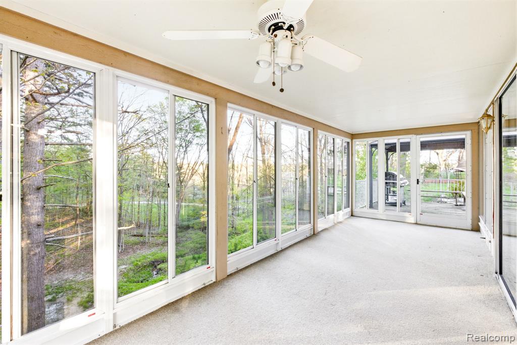 5208 N Hillcrest Drive, MI 48049 — Photo 11