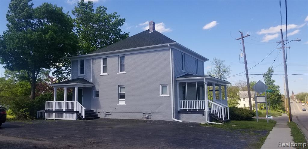 1200 W Court Street, Flint, MI 48503