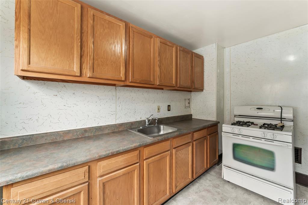 6625 Reuter Street, Dearborn, MI 48126 — Photo 30