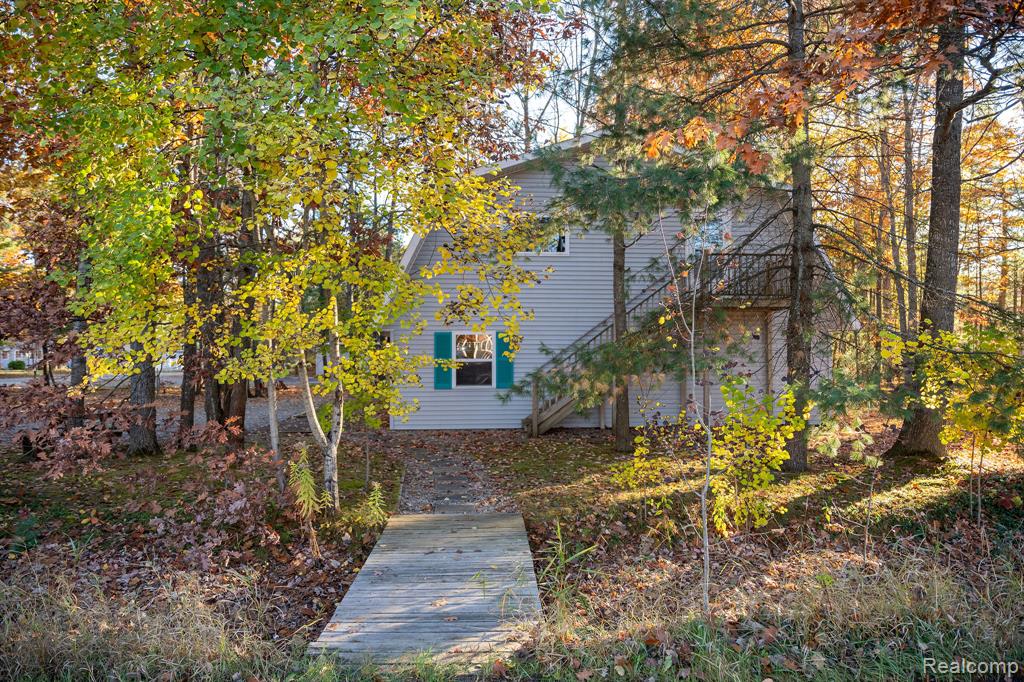 9887 W HIGGINS LAKE Drive, Roscommon, MI 48653 — Photo 10