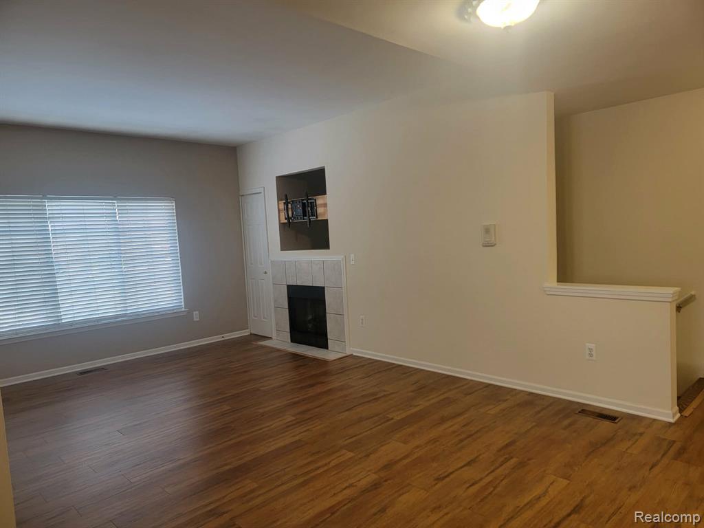 5457 Twin Oaks Drive, Sterling Heights, MI 48314 — Photo 15