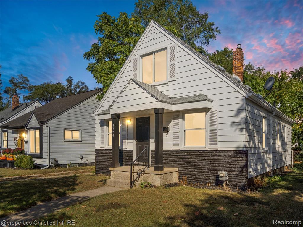 8770 Leroy Street, Oak Park, MI 48237 — Photo 3