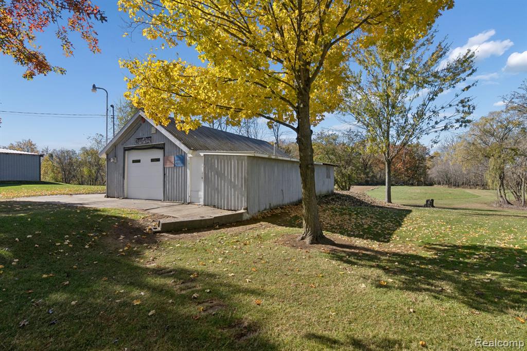 15016 East Road, Montrose, MI 48457 — Photo 18