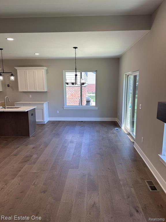 50402 Oakbrooke Drive E, Chesterfield, MI 48047 — Photo 16