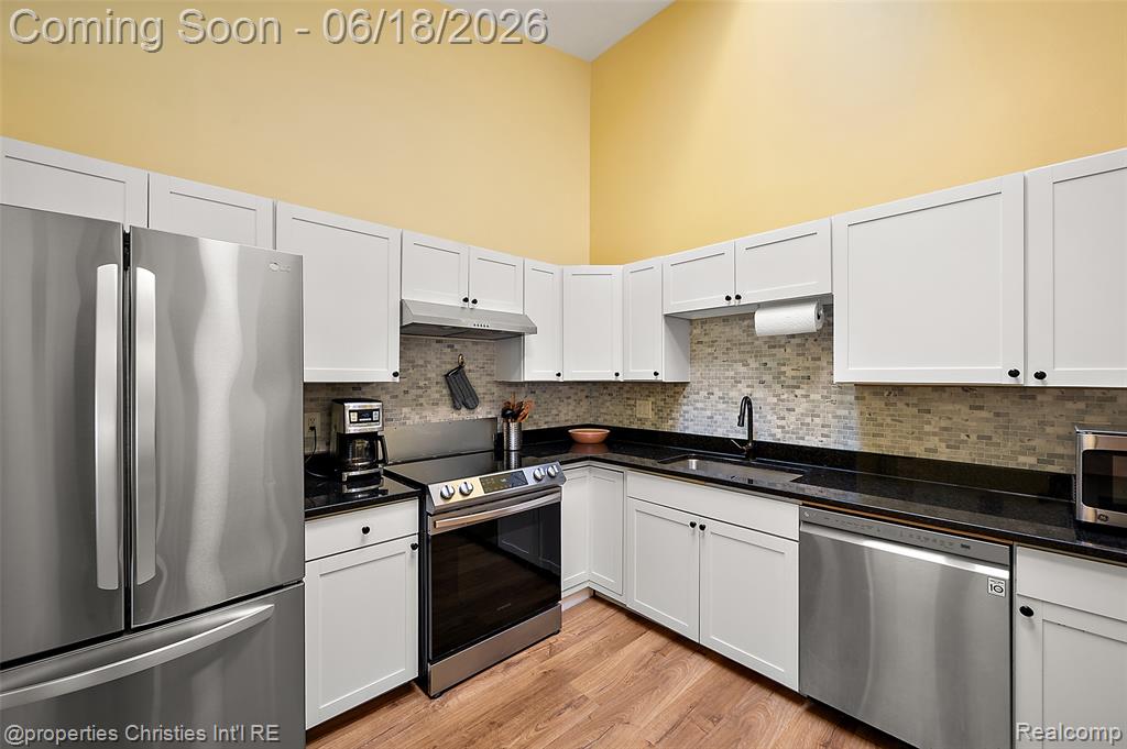 41374 Southwind Drive, Canton, MI 48188 — Photo 16